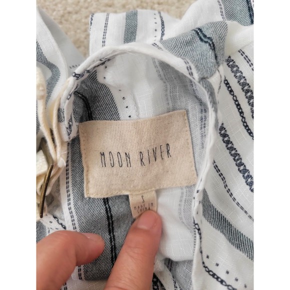 Moon River Top Flutter Ruffle Sleeve Peplum Cutout Stripe-small - Picture 3 of 7